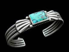 perryshoty braceletbw01