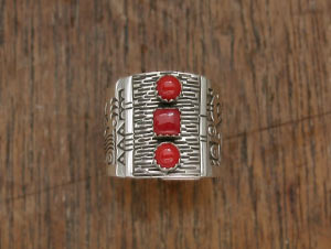 Norbert Peshlakai-coral ring 02